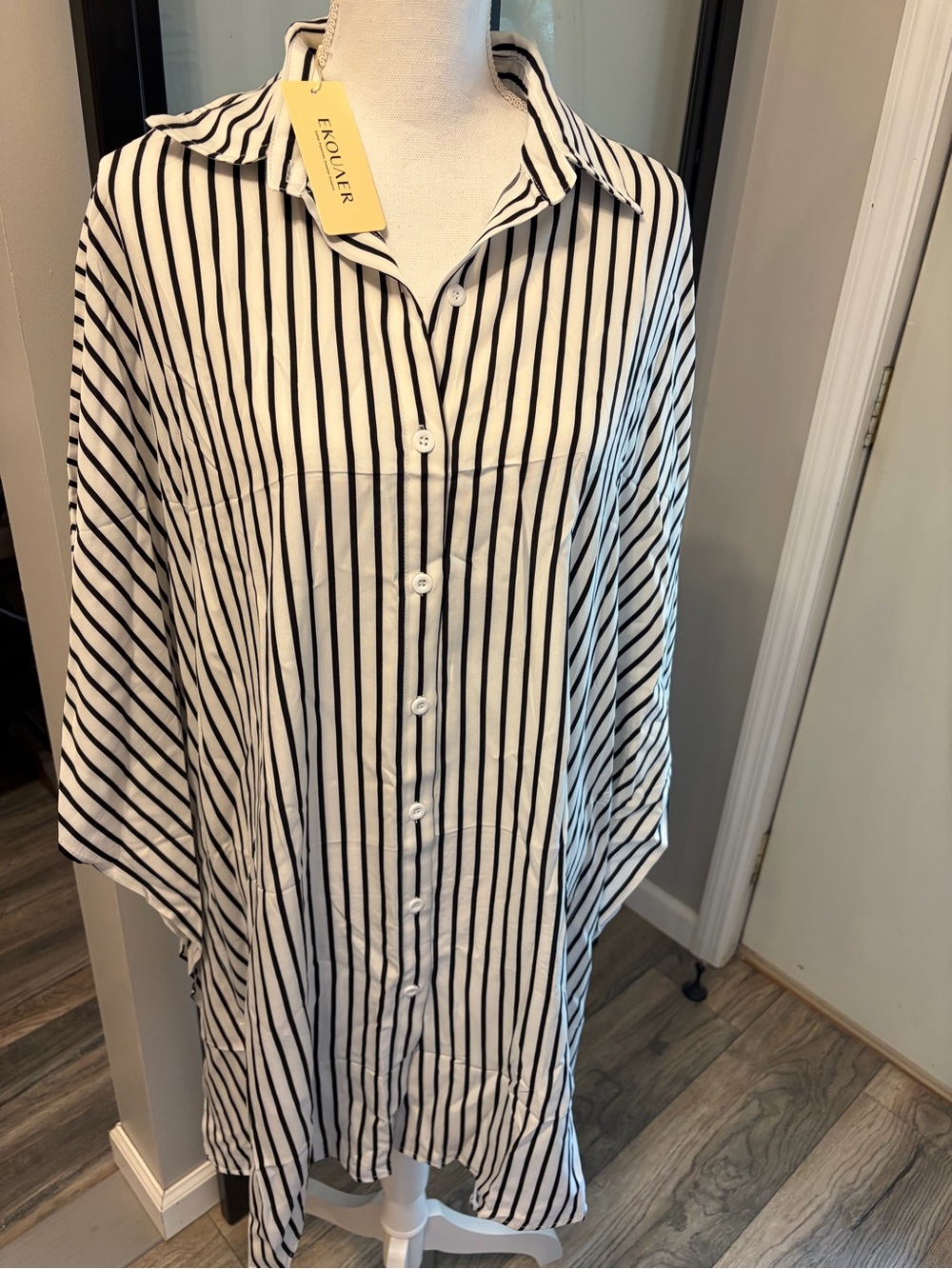 New With Tags…Oversized/Loose 3/4 Sleeves Button-Down Beach Swim Cover-Up